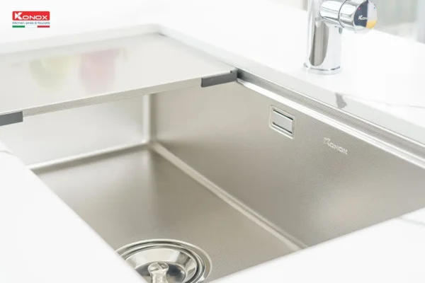 bon rua bat inox chong xuoc bonus 1 1400x933 2
